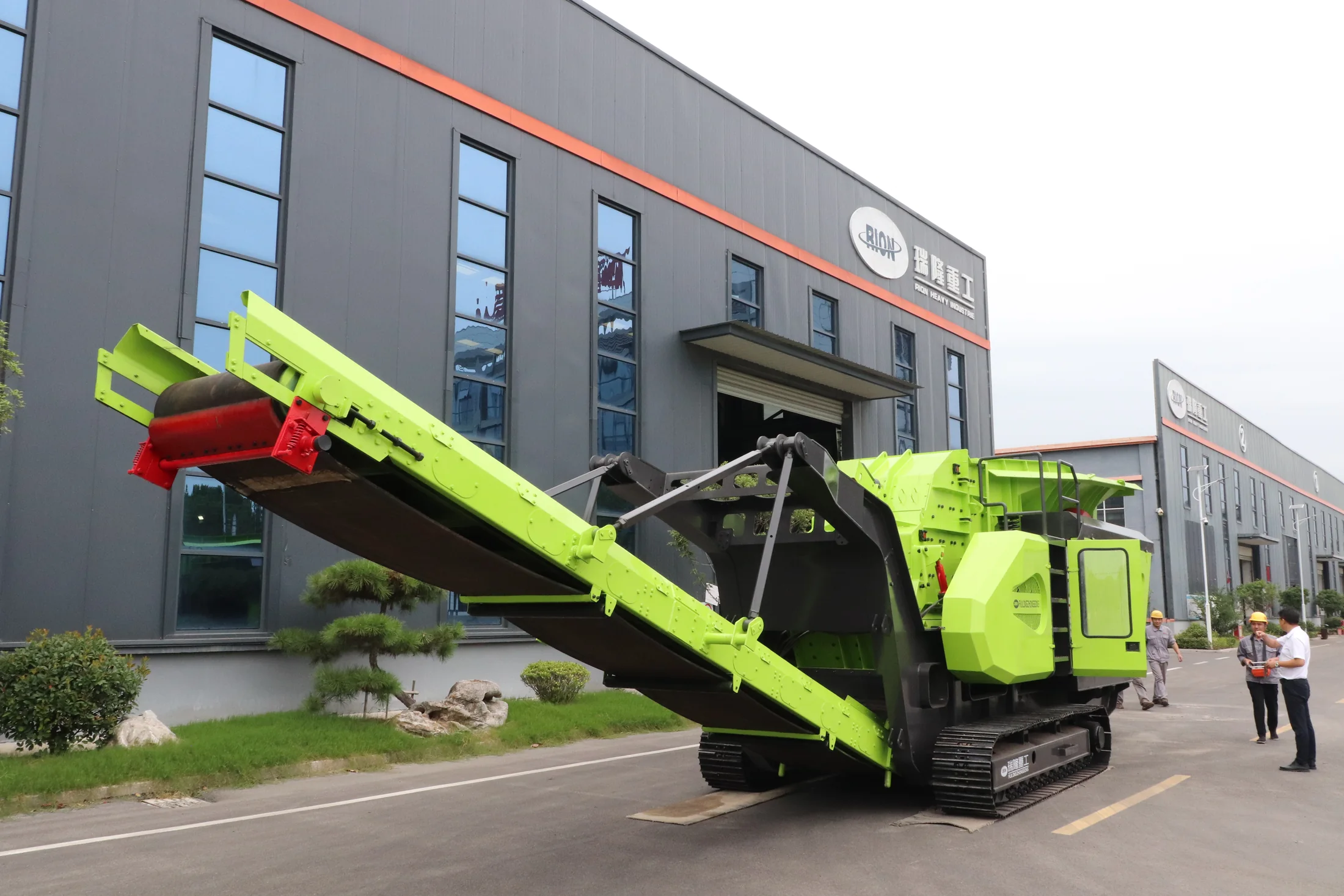Mobile crusher field application photo
